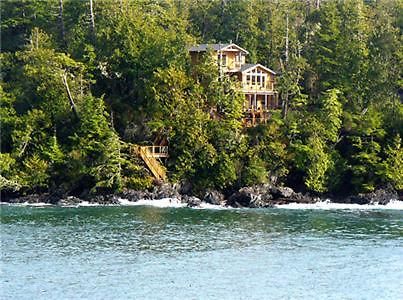 Reef Point Oceanfront Bed And Breakfast Уклуелет Екстериор снимка